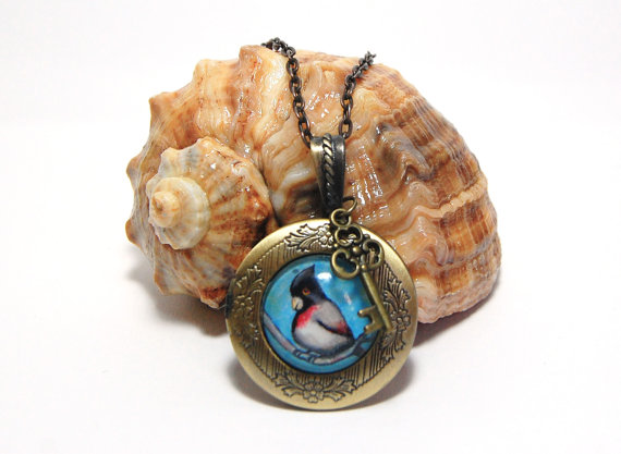 Bird Necklace on Indie Craft Etsy Stores    Indie Crafts   Craftgossip Com